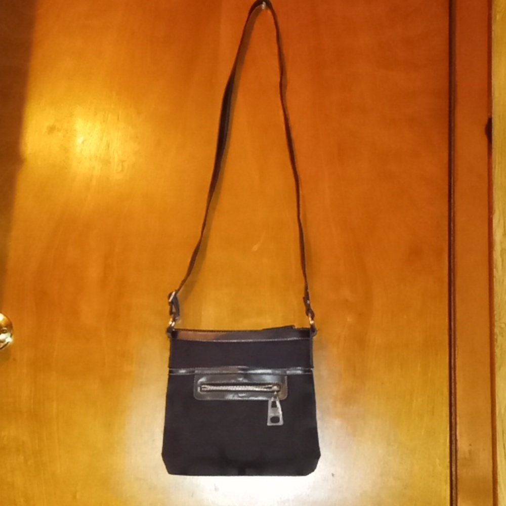 Nine West small long handbag purse